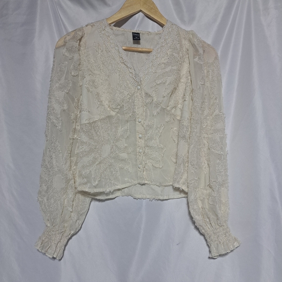 Dazy Womens Small Floral Lace Long Sleeve Button Down Blouse Ivory - Picture 1 of 8